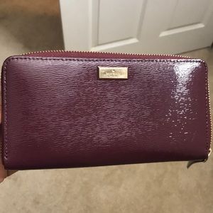 24 hour sale! Authentic Kate Spade ♠️Wallet